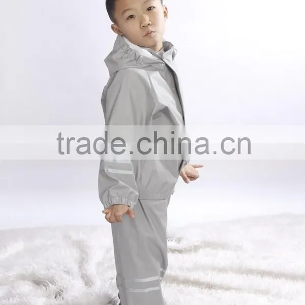 2015 Fashion Design Boys pu Rainwear photo-5