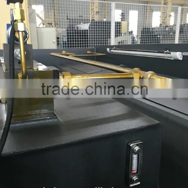 LVD-CNC QC11Y/K 6x2500 Carbon Steel Plate Hydraulic Guillotine Shearing Machine photo-3