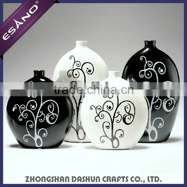 Different Shaped Vases Home Decoration Pieces Quality Choice photo-2