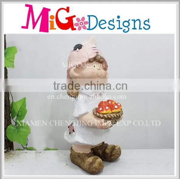 China Sculpture Girl Garden Item For Spring Season