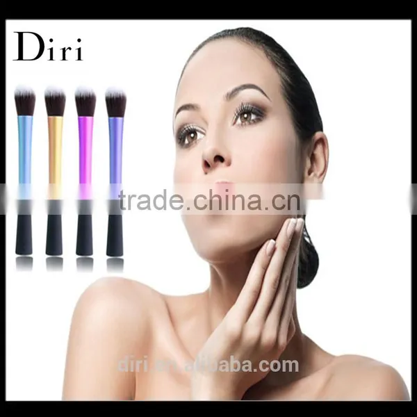 OEM Wholesale Long Handle Concealer Brush Reviews photo-3