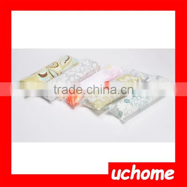 UCHOME OEM Outdoor Colored Light Flower Printed Musilin Breathable And Light Weight Baby Feeder Udder Cover photo-6