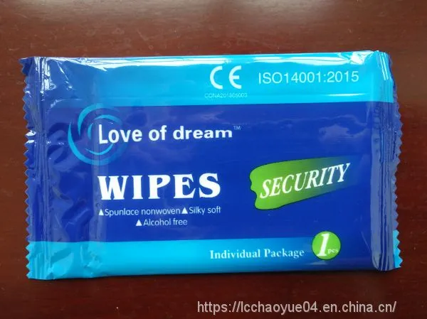 Hot Sale Air-laid Paper Silky Soft Alcohol Free Wet Wipes photo-4