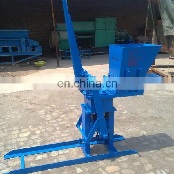 Manual Soil Mud Brick Machine photo-4