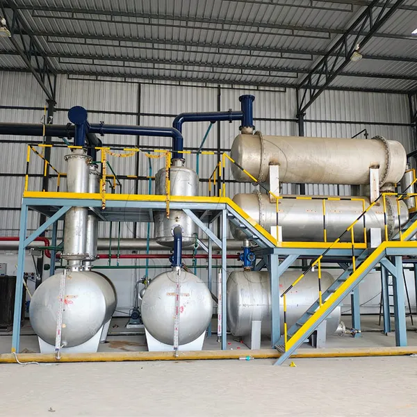Sustainability and Emission Control Urban Waste Management Use Plastic Waste Pyrolysis Machine photo-2