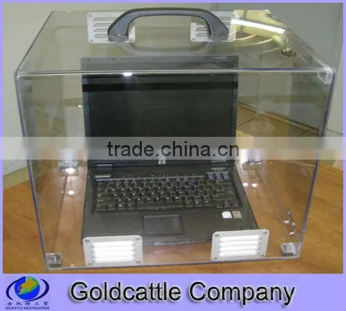 Polycarbonate Clear Case With Lap Top Inside