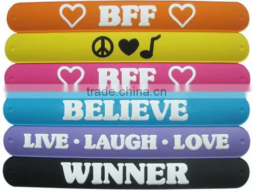 China Factory Customized Design Personalized High Quality Sillicone Slap Wristband photo-5