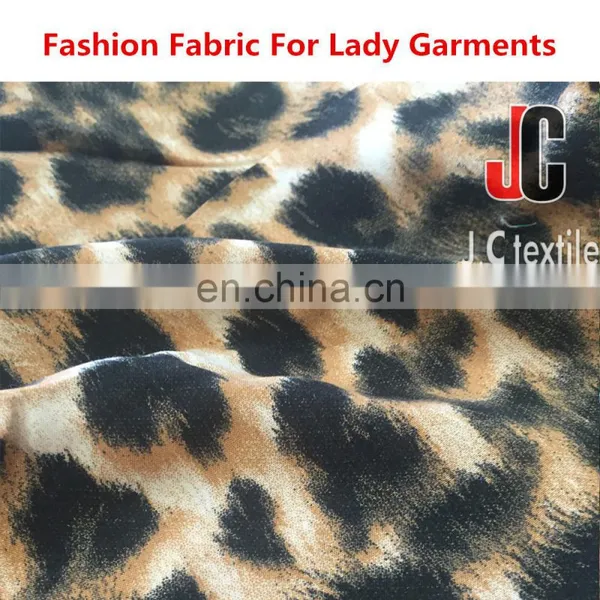 Rayon Fabric Importers Raw Material Gold Print Design 100% Rayon Silk Soft Poplin Printed Fabric photo-3
