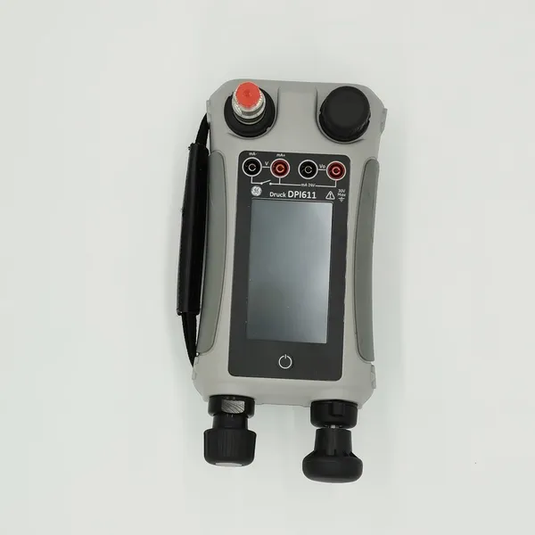 druck DPI 611 Handheld Pressure Calibrator