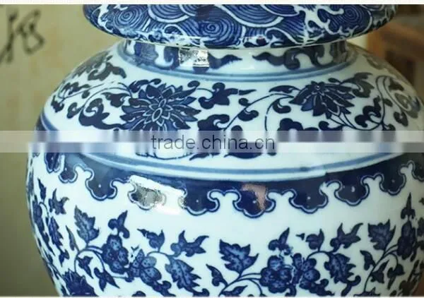 China Ceramic Blue and White Ceramic Vase Bedside Table Lamp photo-4