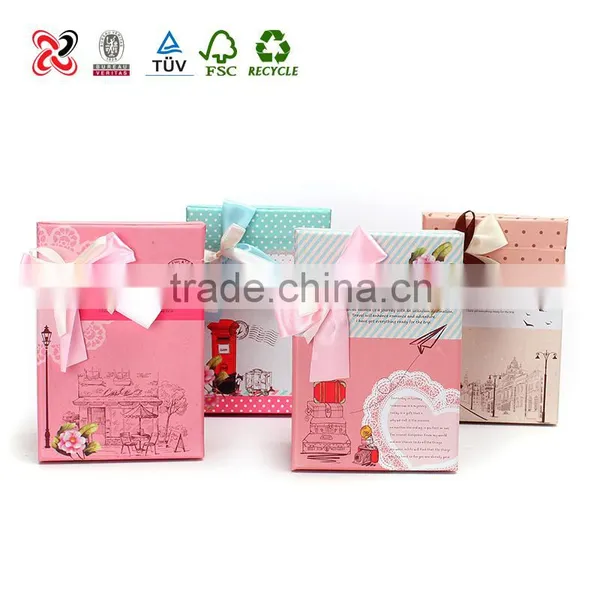 Wholesale Souvenir Engagement Paper Gift Box Packaging Box