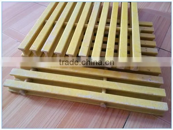 2015 High Quality FRP Phenolic Pultruded Grating/Phenolic Profiles photo-4