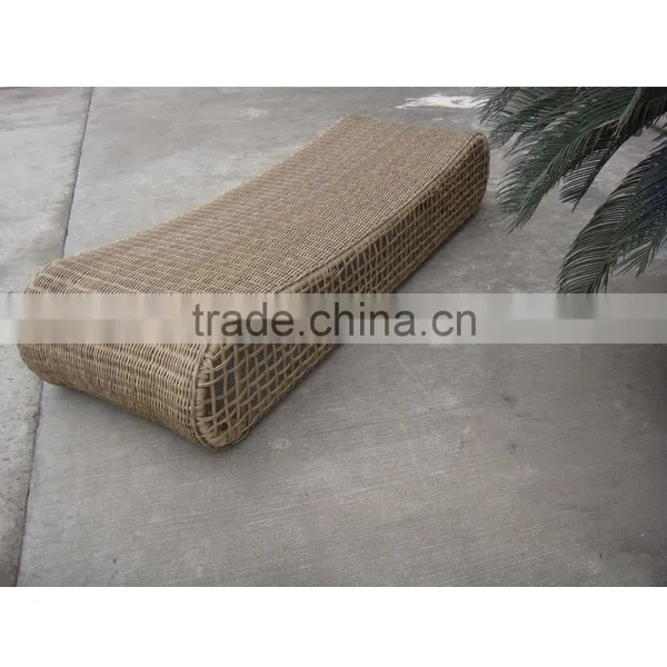 Outdoor Elegant Rattan Sofa Lounger Bed photo-5