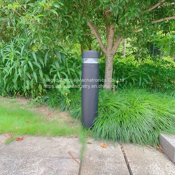 China Made Aluminum Led PC Injection Bollard Light photo-2