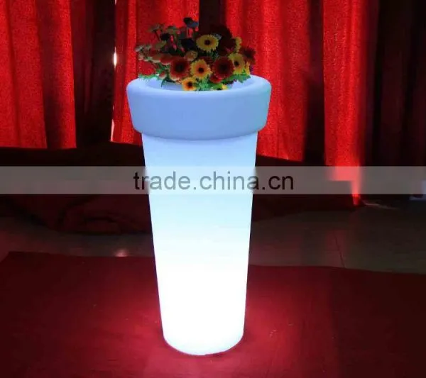 Transparent Plastic Ice Bucket Used for Cooling Wine photo-3