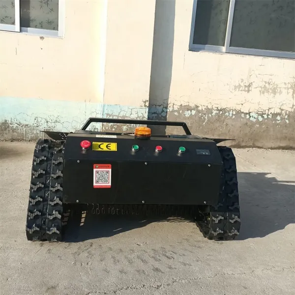 Industrial Petrol 4-Stroke Cordless Remote Control Distance 200M Working Degree Max 50 Radio Controlled Rubber Track Lawn Mower photo-2