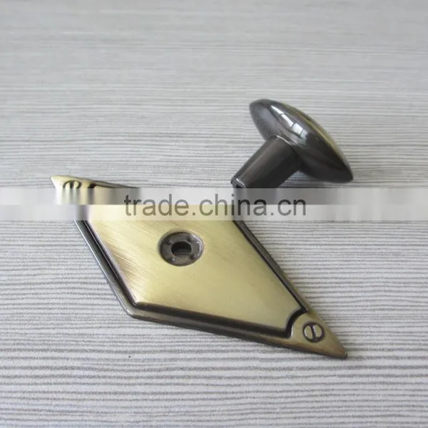 2016 New Style Fancy Brushed Brass European Cheap Drawer Knob photo-2