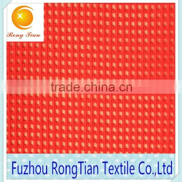 Red Polyester Tricot 90gsm Square Mesh Fabric for Mattress