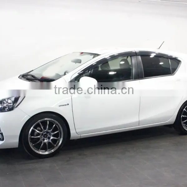 USED CARS - TOYOTA AQUA (RHD 820627 GASOLINE) photo-2
