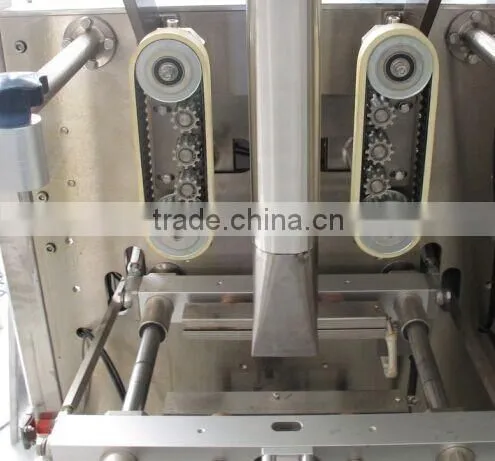 China Automatic Food Vertical Packaging Machinery photo-5