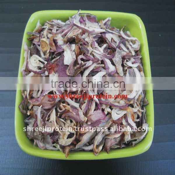 DRIED RED ONION FLAKES FOR EXPORT