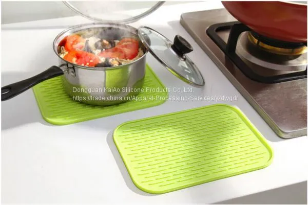 Popular Kitchenware Pink Rectangle Silicone Draining Mats photo-4