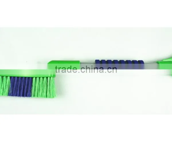 2015 New Style Aluminum Handle Snow Brush With Foam Grip photo-2