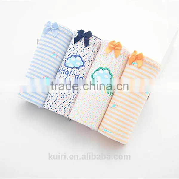 Young Girls Mid Waist Sexy Buttocks Cute Underwear Students Cotton Cartoon Briefs Pants photo-4