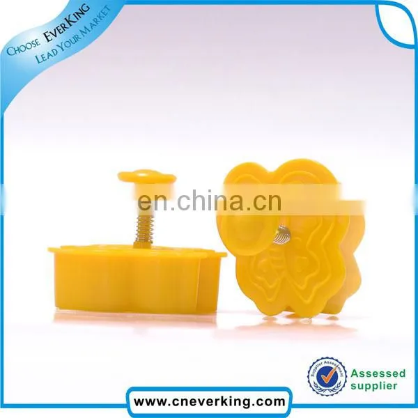 2015 Factory Directly Sell Bee Shaped Plastic Cookie Cutters photo-3