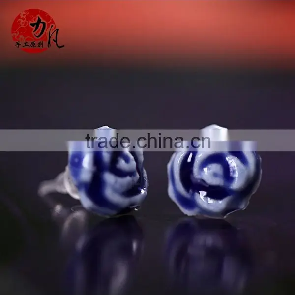 2015 New Models of Small Gold Earrings Zircon Earring Designs for Women photo-3