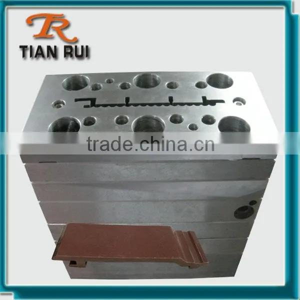 PVC/PE Plastic Wall Panel Extrusion Moulding photo-2
