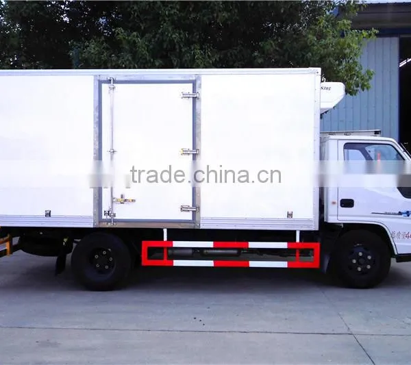 3TON JMC Refrigerator Van Truck for Meat and Fish photo-4