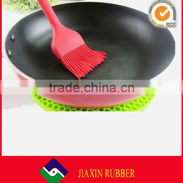 Wholesale New Design Food Contact Silicone Oil Bottle Brush Long Hanldle BBQ Oil Grill Brushes photo-2
