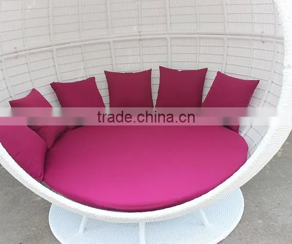 Garden Furniture Luxury Rattan White Apple Sunbed photo-4