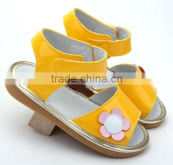 2012 NEW CHILDREN SANDALS photo-4