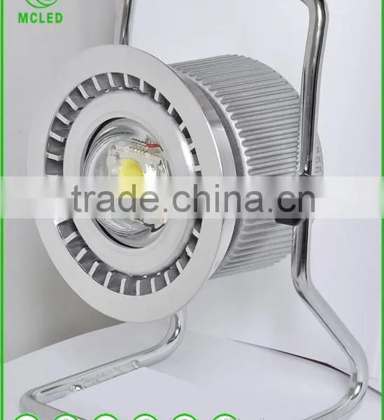 Rechargeable Led Movable Work Light 15W Li Battery Portable Lamp IP65