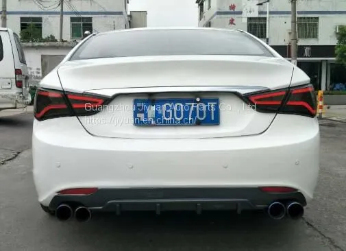 Внешний вид автомобиля в стиле Hyundai Sonata, передняя и задняя накладная на бампер Hyundai Sonata VIII, нижняя губа бампера Sonata