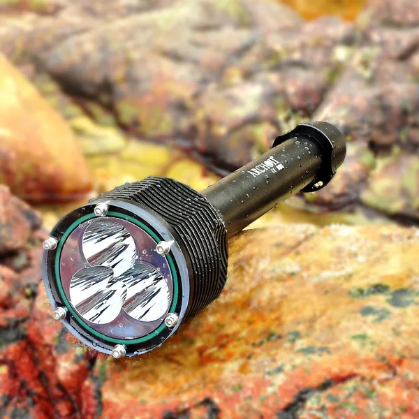 ARCHON W39/D33 Spot Diving Flashlight 3000lumens Water Rescue Diving Torch photo-3