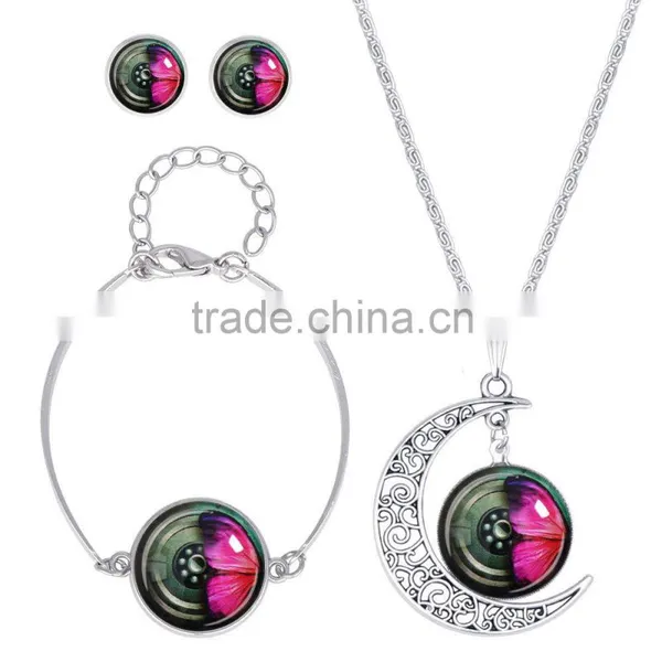 High Retro Sweater Chain Pendant Yin Yang Pattern Glass Cabochon Necklace photo-3