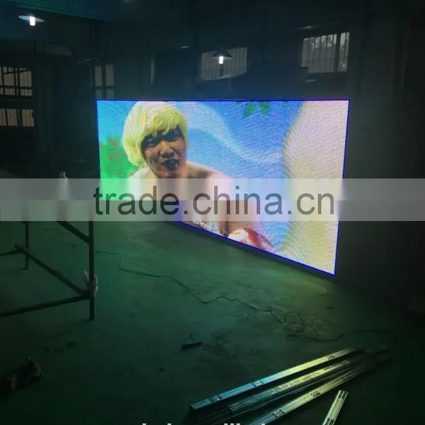 Guangzhou Supplier Easy Movable Best Performance P3 Indoor Full Colorled Video Stage Rental Display Screen photo-2