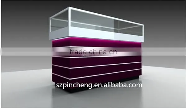 Mobile Phone Store Interior Design With Small Acrylic Case photo-2