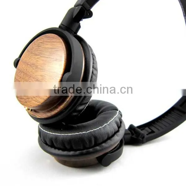 New Style Wood Headphone Cool In-ear Stereo Wood Earphone&earbud,wood Earphone photo-2