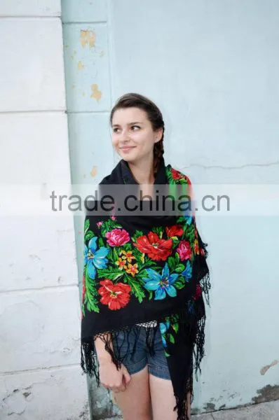 Vintage Ukrainian Shawl,Russian Shawl, Wool Shawl, Tablecloth, Floral Shawl ,Scarf With Tassels, Floral Scarf, Babushka photo-3