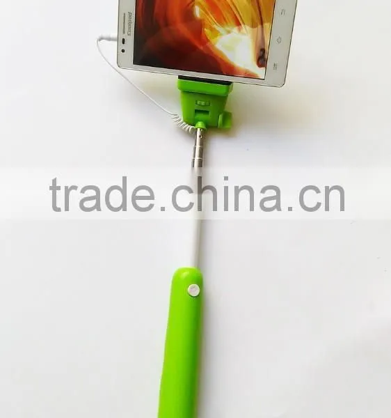 Lightweight and Flexible Selfie Stick photo-3