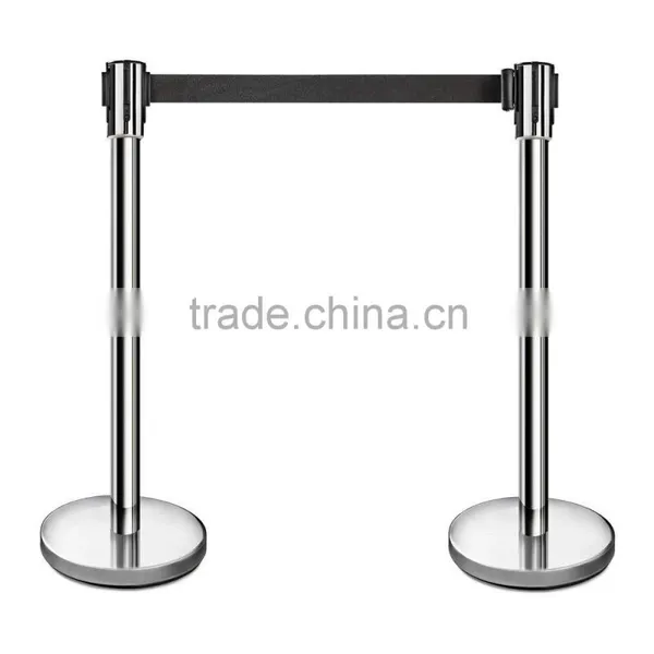 RETRACTABLE STANCHION SET, 6 Posts + Portrait SignFrame photo-2