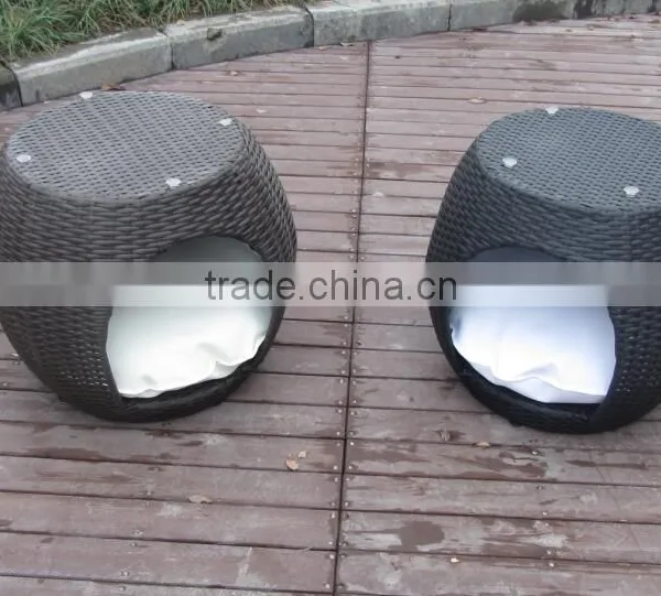 Pet Bed House With Cushion Andl Coffee Table photo-2