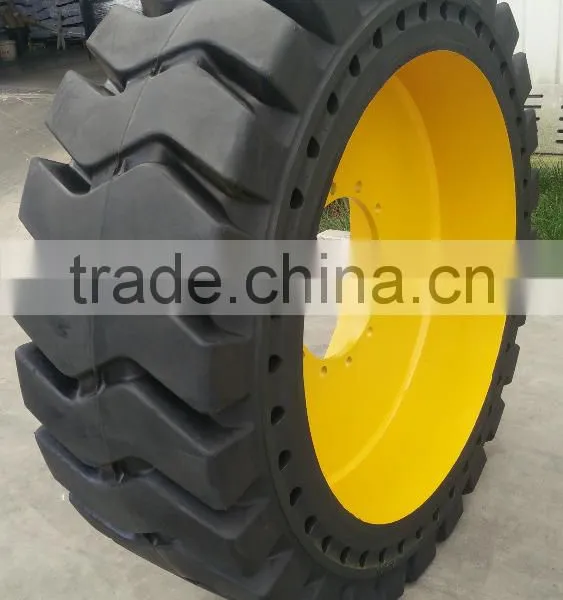 Loading Weight 17470 Kgs Solid Rubber Truck 20.5 25 Loader Tires for Sale photo-3