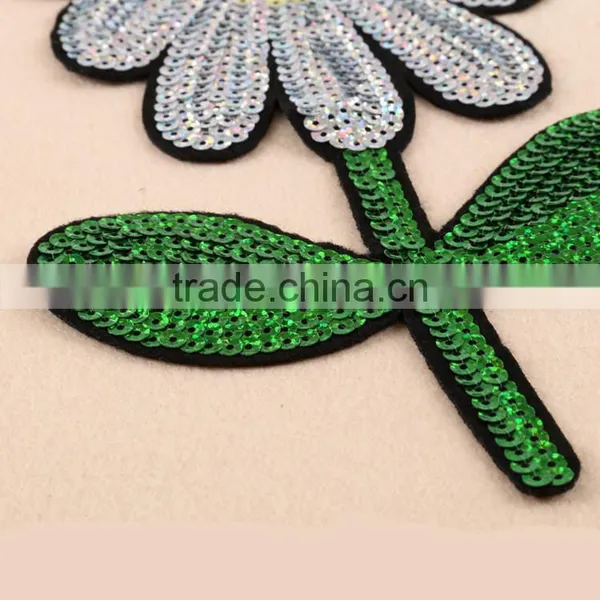 Wild Chrysanthemum Flower Reversible Sequin Designs Embroidery Patch for Garment photo-2