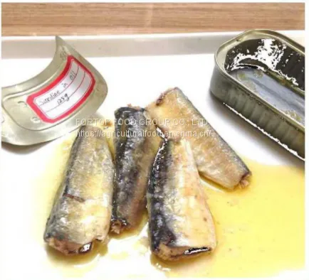 Factory Price Premium China Canned Sardines Fish in Vegetables Oil 125G