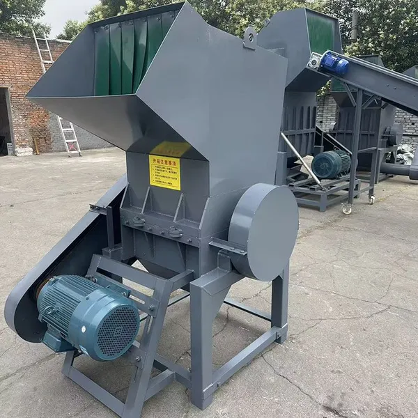 Fully Automatic Plastic Crusher, PET/PP Plastic Shredder, Small Plastic Crusher Price. photo-2